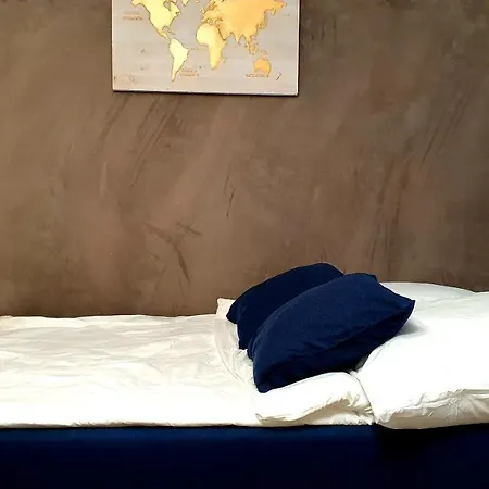 ☆wow! Stylish In Centre Near University☆